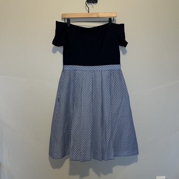 NWT Modcloth off the shoulder dress - Picture 9 of 11